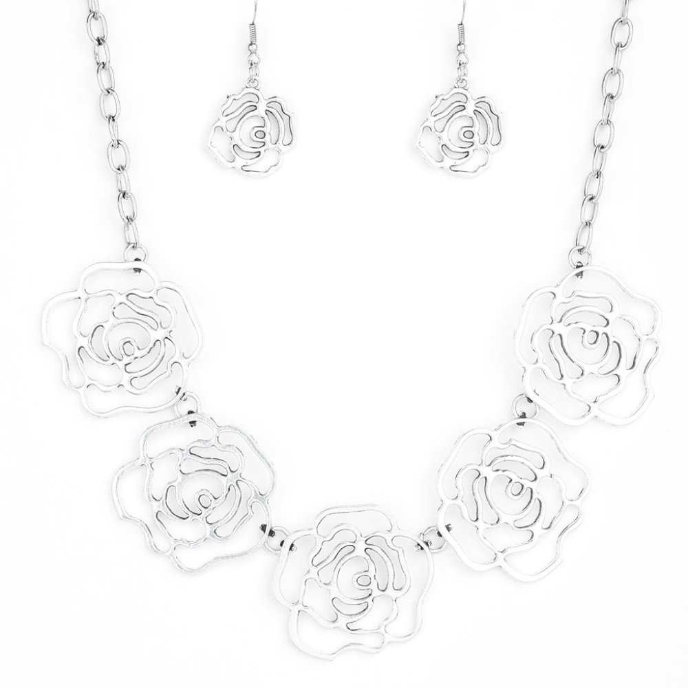 Budding Beauty Silver Necklace